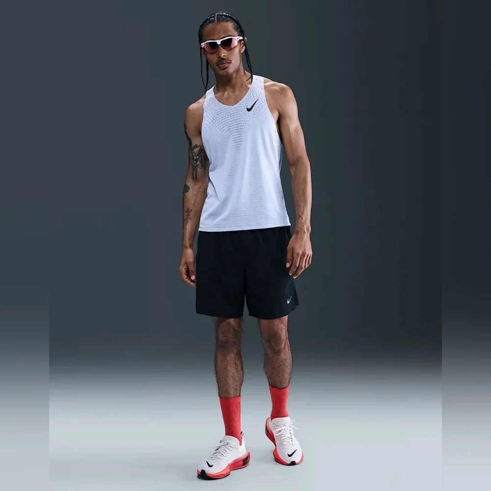 NWT Nike AeroSwift M Dri-FIT Singlet FN4231-057 Men's Size Small